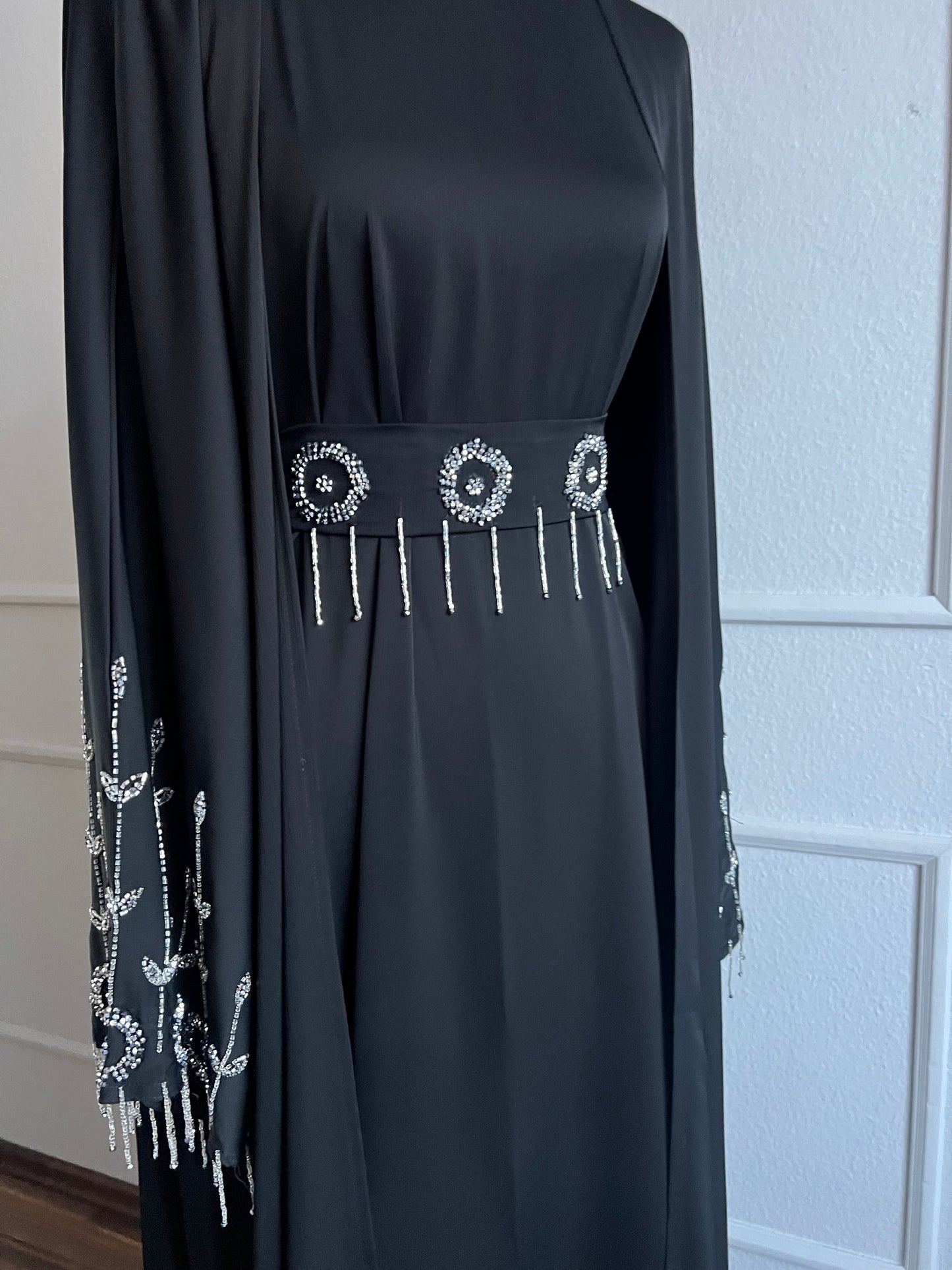 Black pearl Abaya