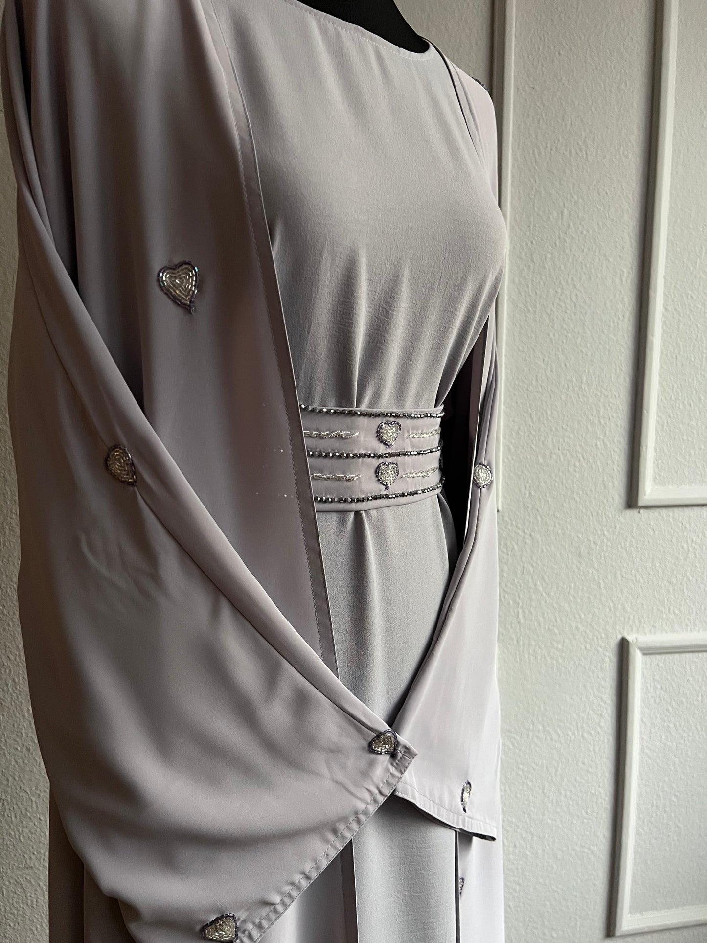 Abaya Love grey