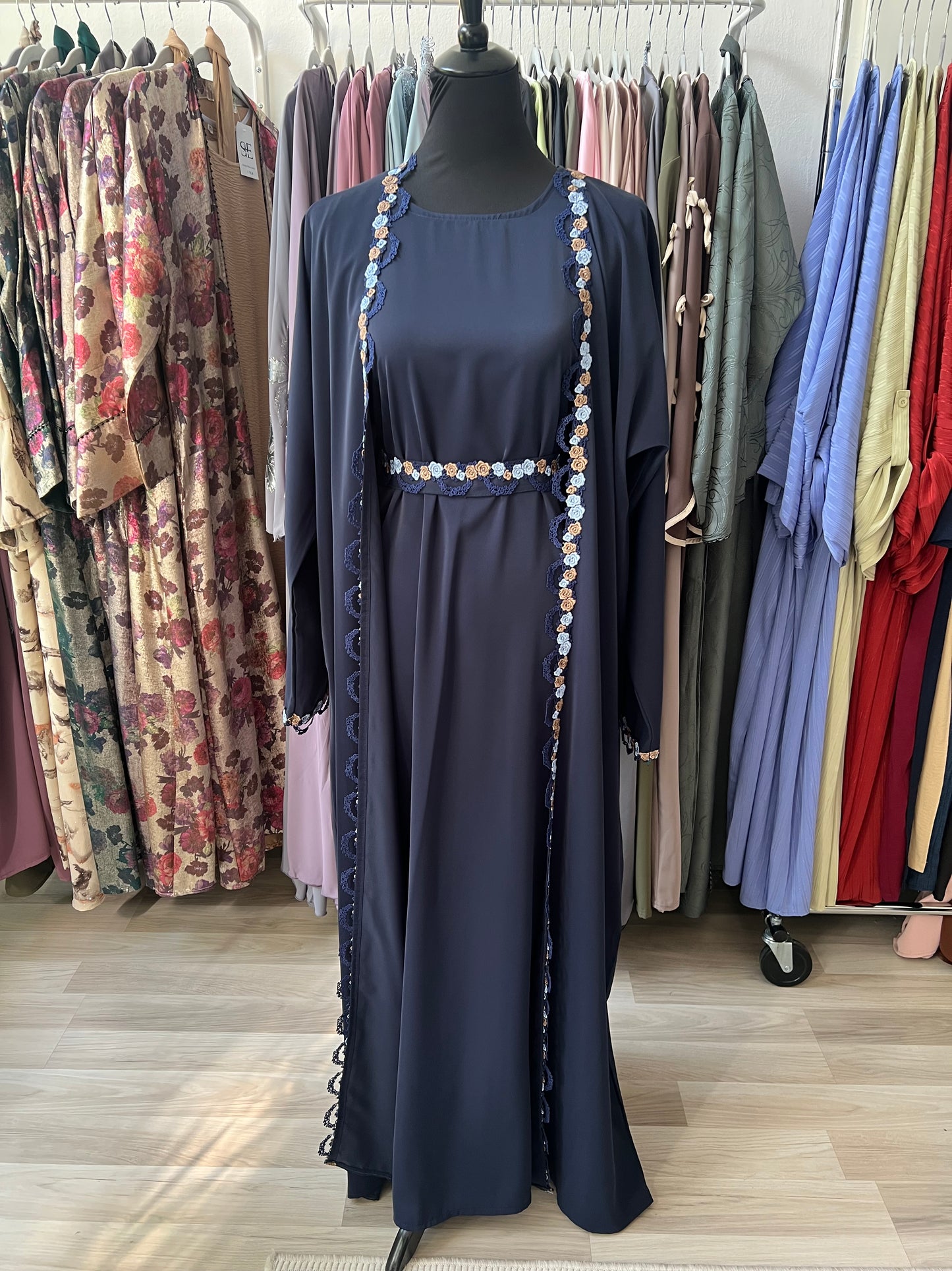 Dunkelblaue Abaya sheylin wien