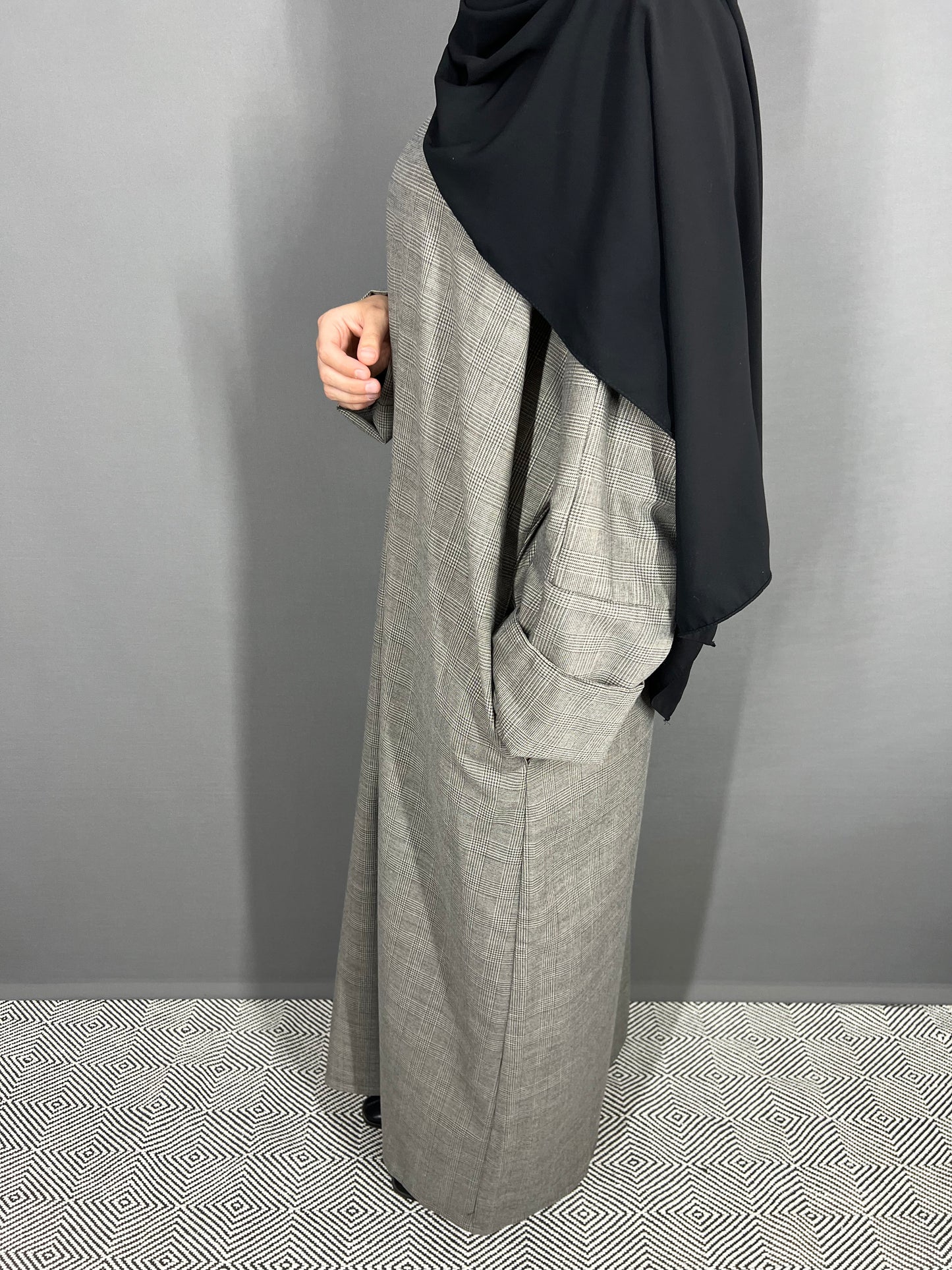 Abaya braun mit Karomuster