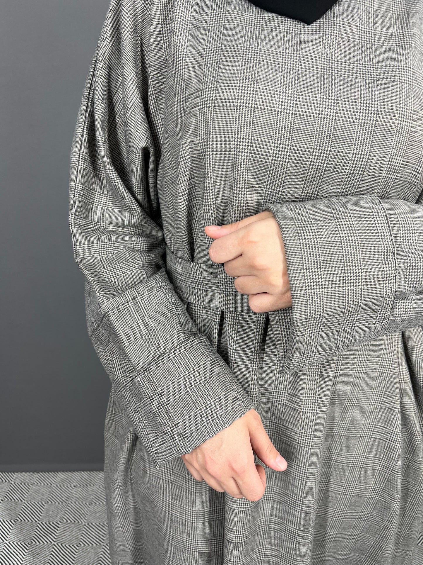 Abaya braun mit Karomuster
