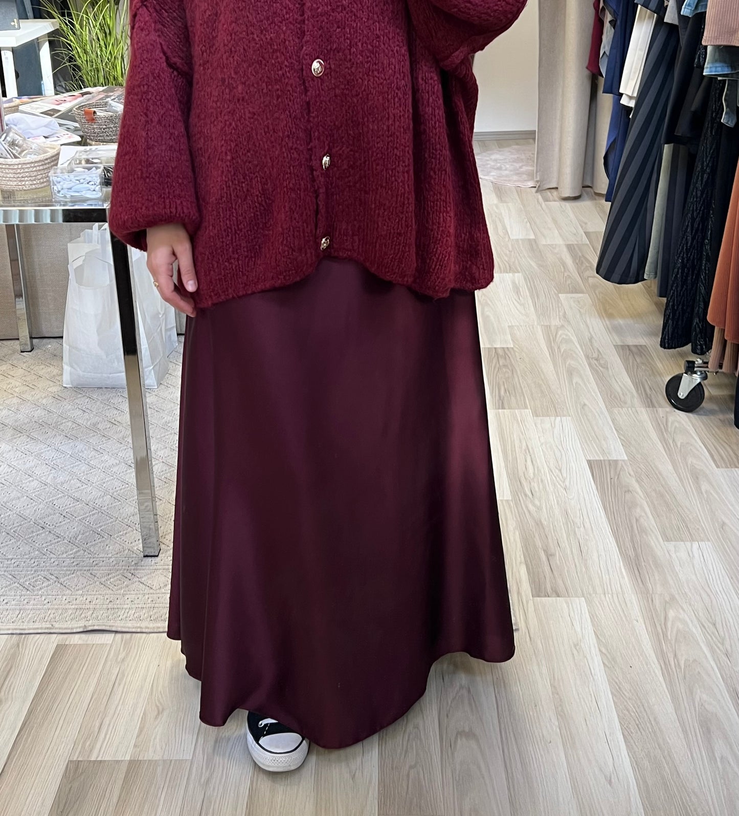 Satin rock lang Maxi Bordeaux