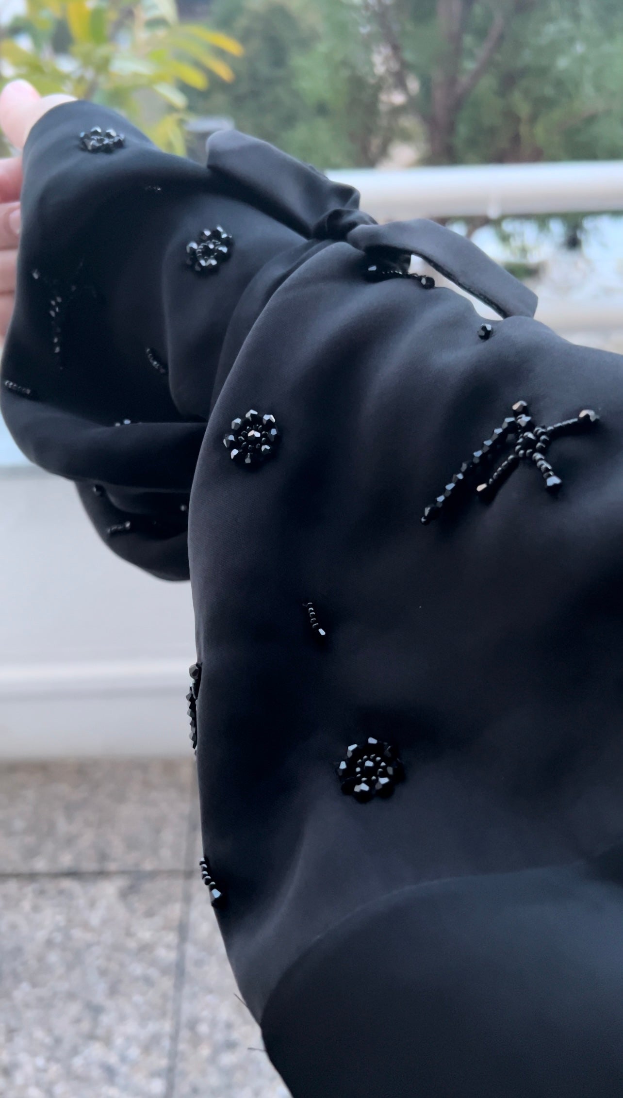 Abaya black crystal