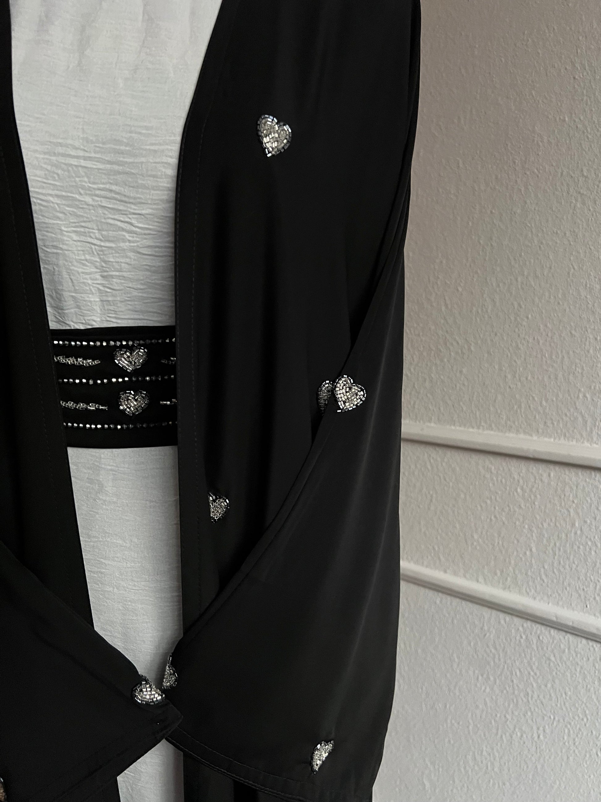 Abaya love close up mit herzen