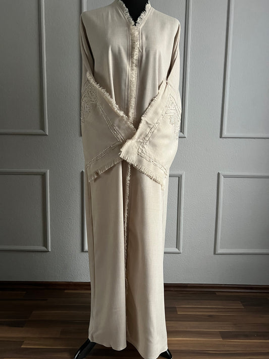 Creme Winter Abaya