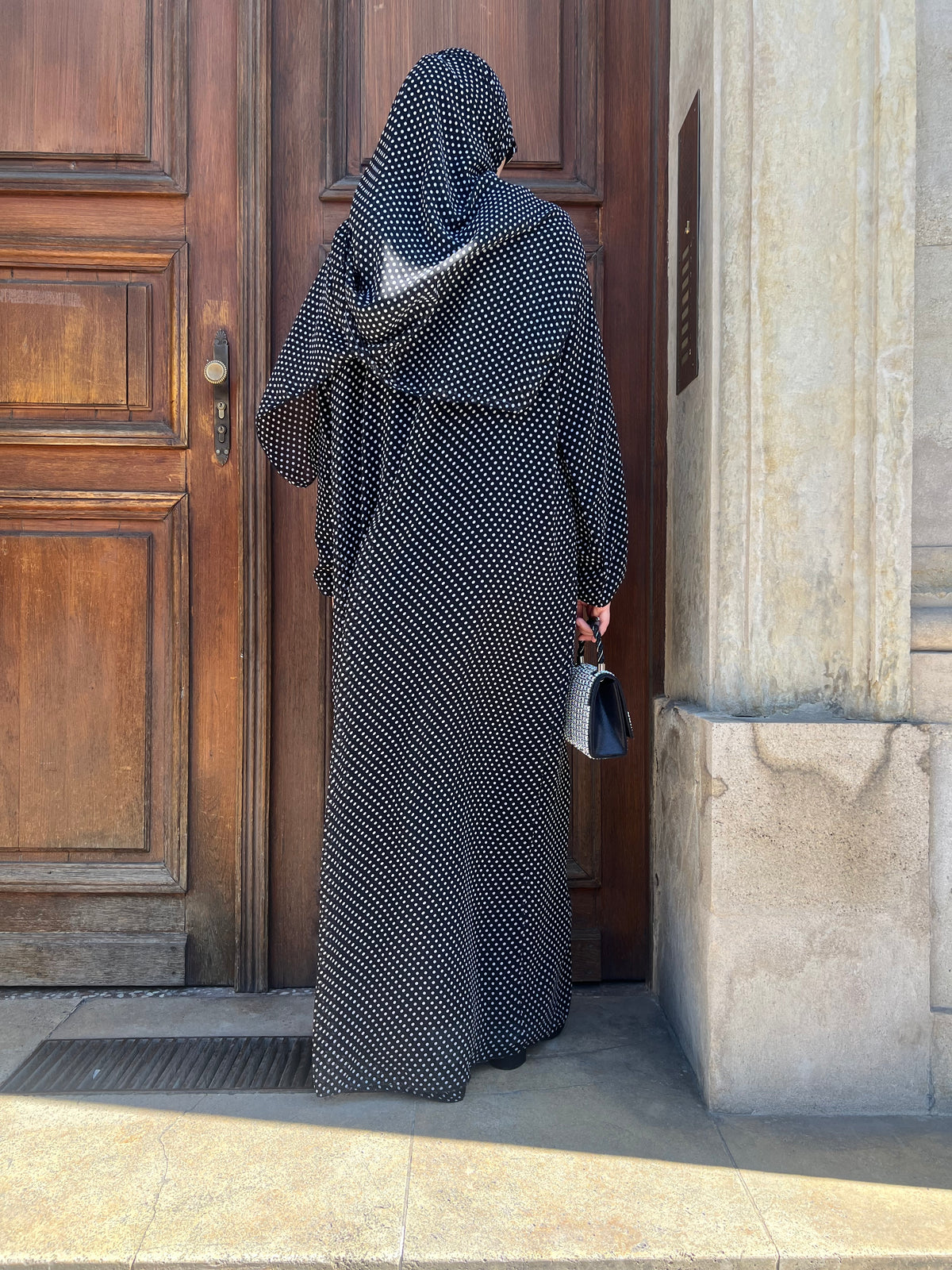 Mini Polka Dot Abaya - black