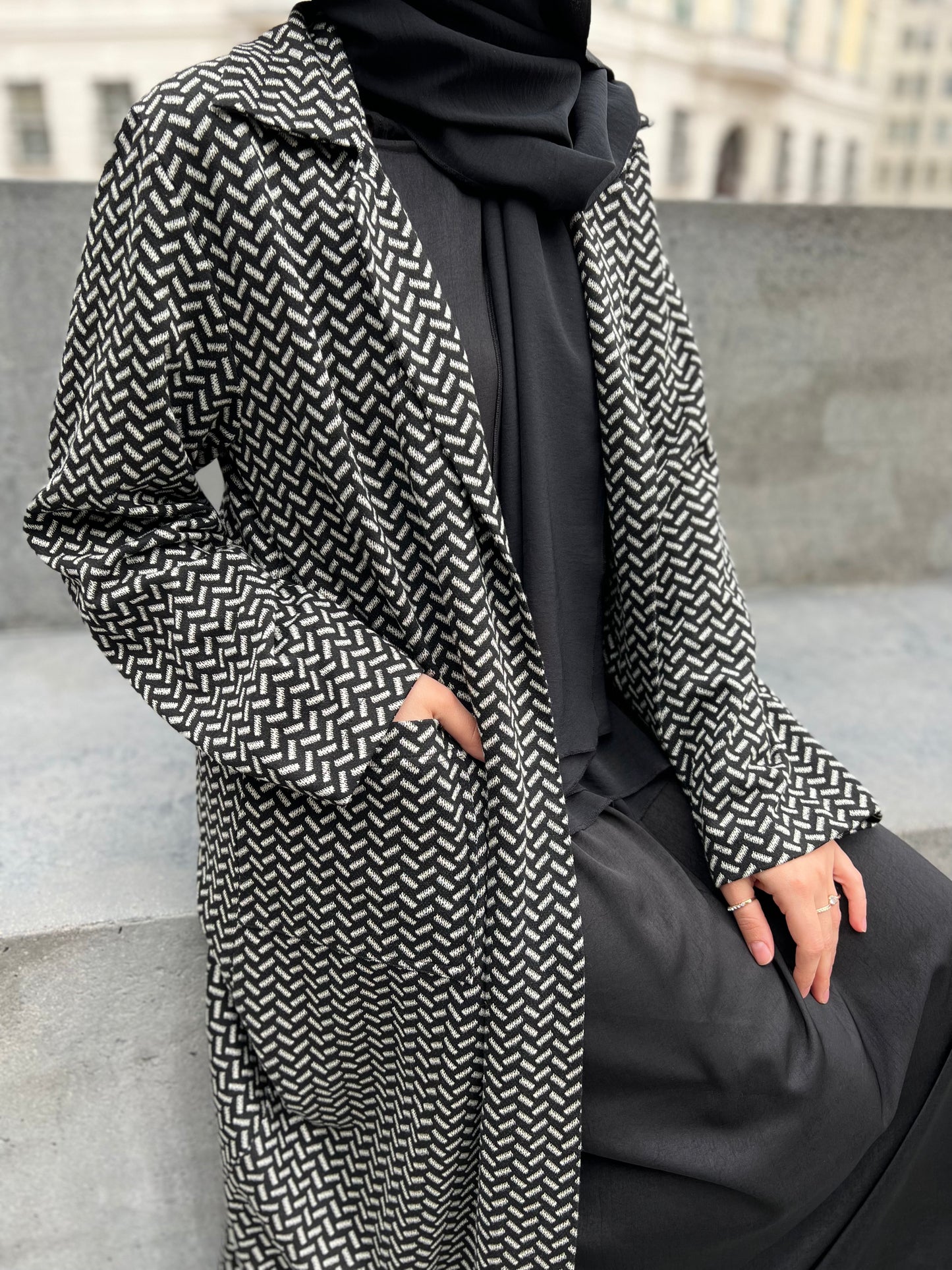 Kimono schwarz/weiß mit Taschen