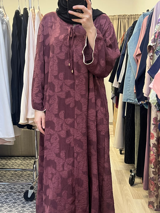 Luftiges Maxikleid mit floralem Strukturmuster in Onesize
