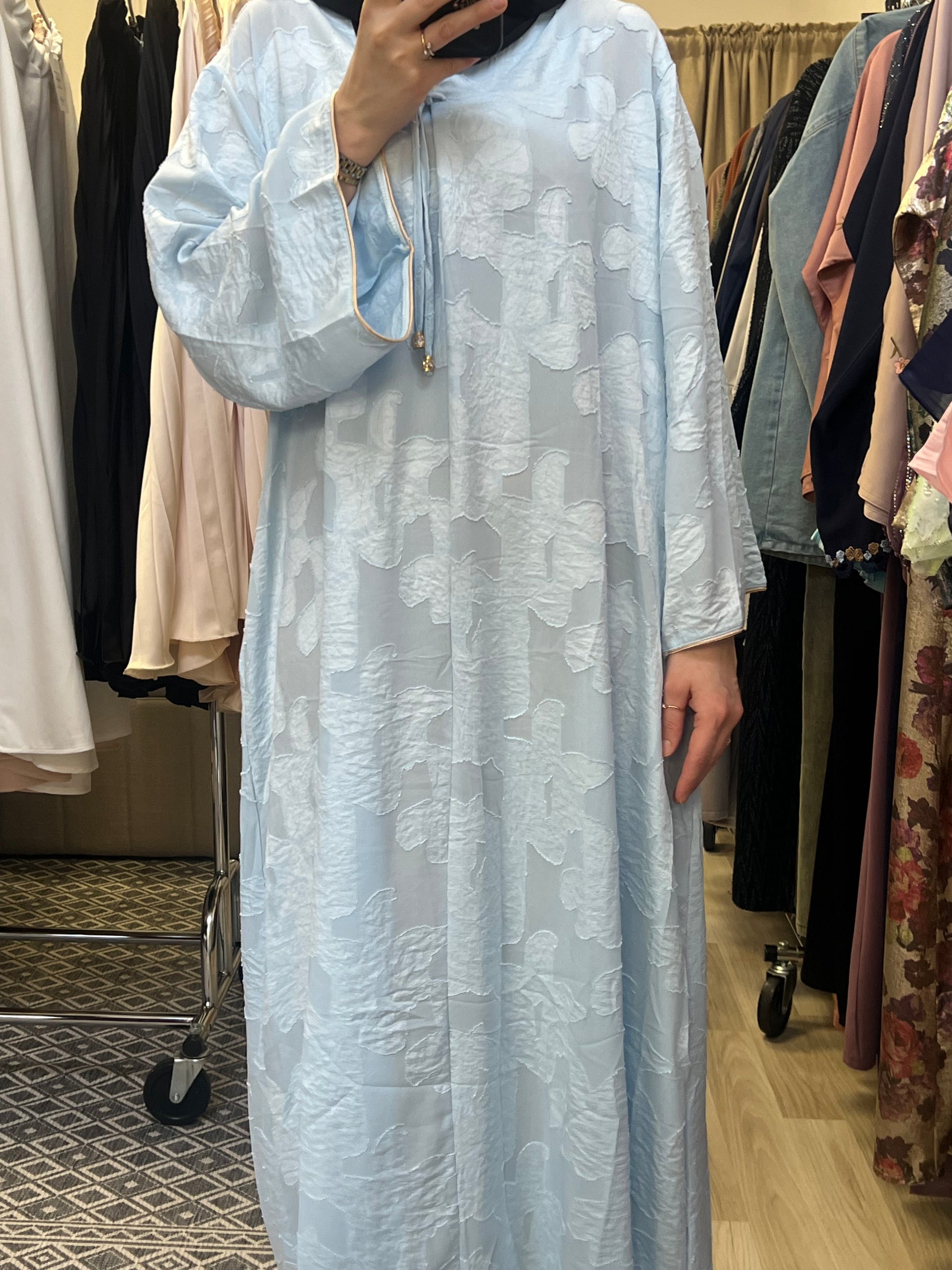 Modest Maxikleid 140 cm lang mit Bindekordel am Ausschnitt