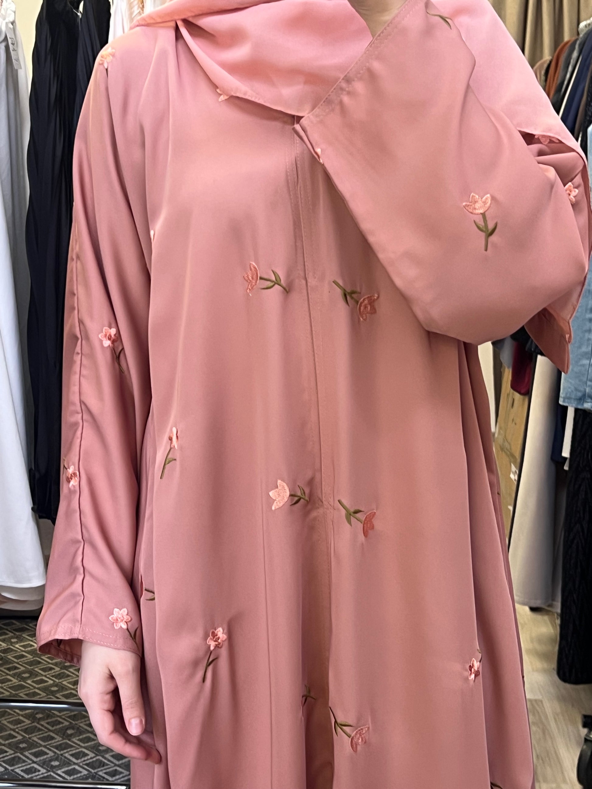 Modest Fashion Kimono mit passendem Hijab