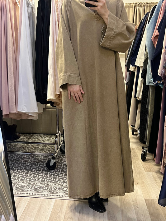 Oversized Jeanskleid Maxi aus Baumwolle in Braun – Modest Look