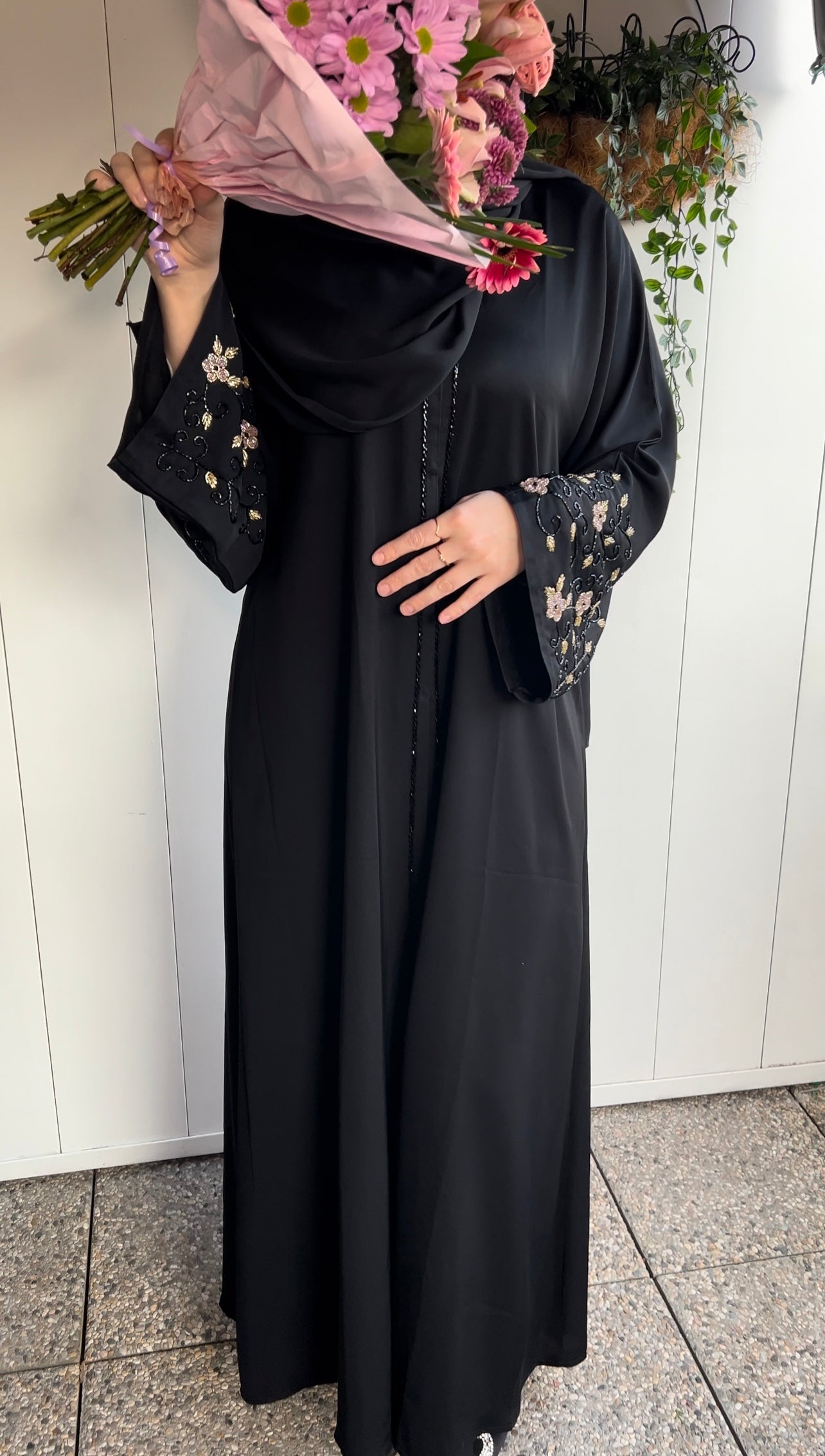 Abaya pink flowers